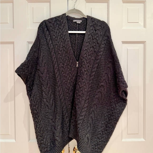 Vince Women’s Knit Poncho Sweater in Dark Gray Size Extra Small